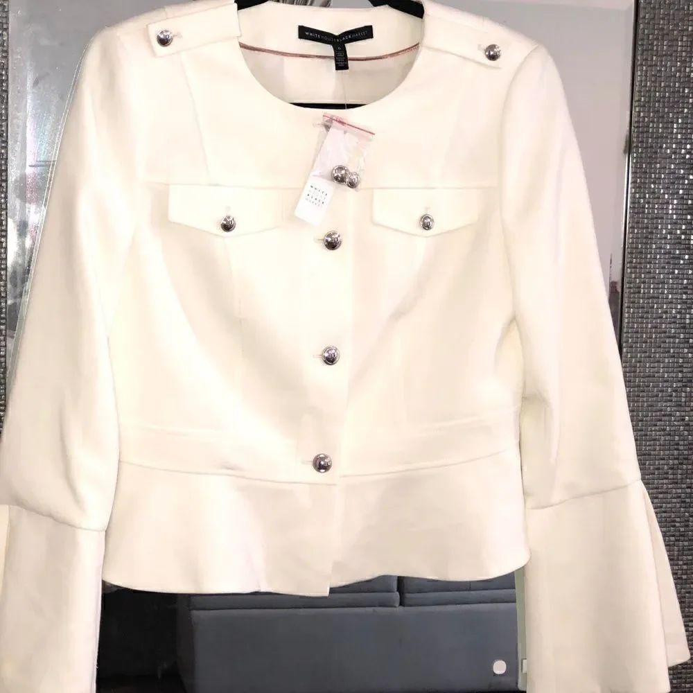 NWT White House Black Market Ecru Jacket Size 6